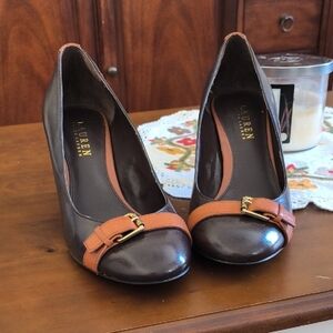 Ralph Lauren Tan and Brown Leather Heels with Classic Pump Style